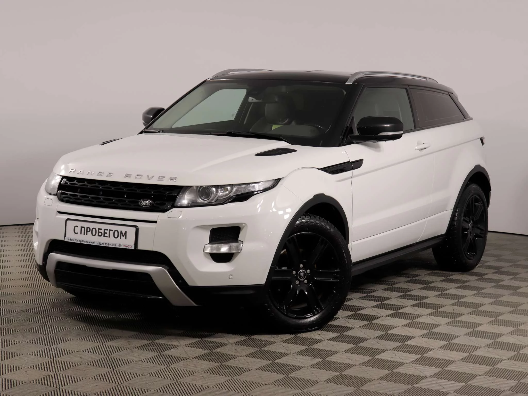 Land Rover Range Rover Evoque 6-speed 2.0 AT (240 л.с.) 4WD, 2012, I  поколение, Белый (продано) – заказ №93230