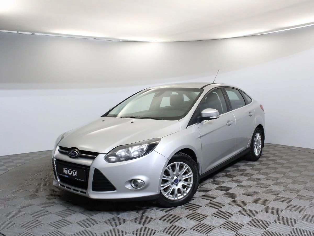 Ford Focus 2.0 AMT (150 л.с.), 2013, III поколение, Серебристый с пробегом  - купить в Санкт Петербурге у официального дилера ИАТ