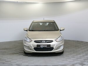 Hyundai Solaris 2011 1.4 AT (107 л.с.) Style c пробегом - фото 2