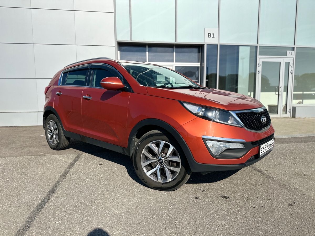 Kia Sportage 2.0 AT (150 л.с.), 2014, III поколение Рестайлинг, Оранжевый с  пробегом - купить в Санкт Петербурге у официального дилера ИАТ