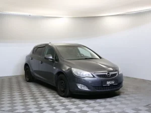 Opel Astra 2011 1.6 MT (115 л.с.) Essentia c пробегом - фото 3