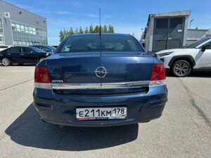 Opel Astra 2010 1.8 AT (140 л.с.) Cosmo c пробегом - фото 8