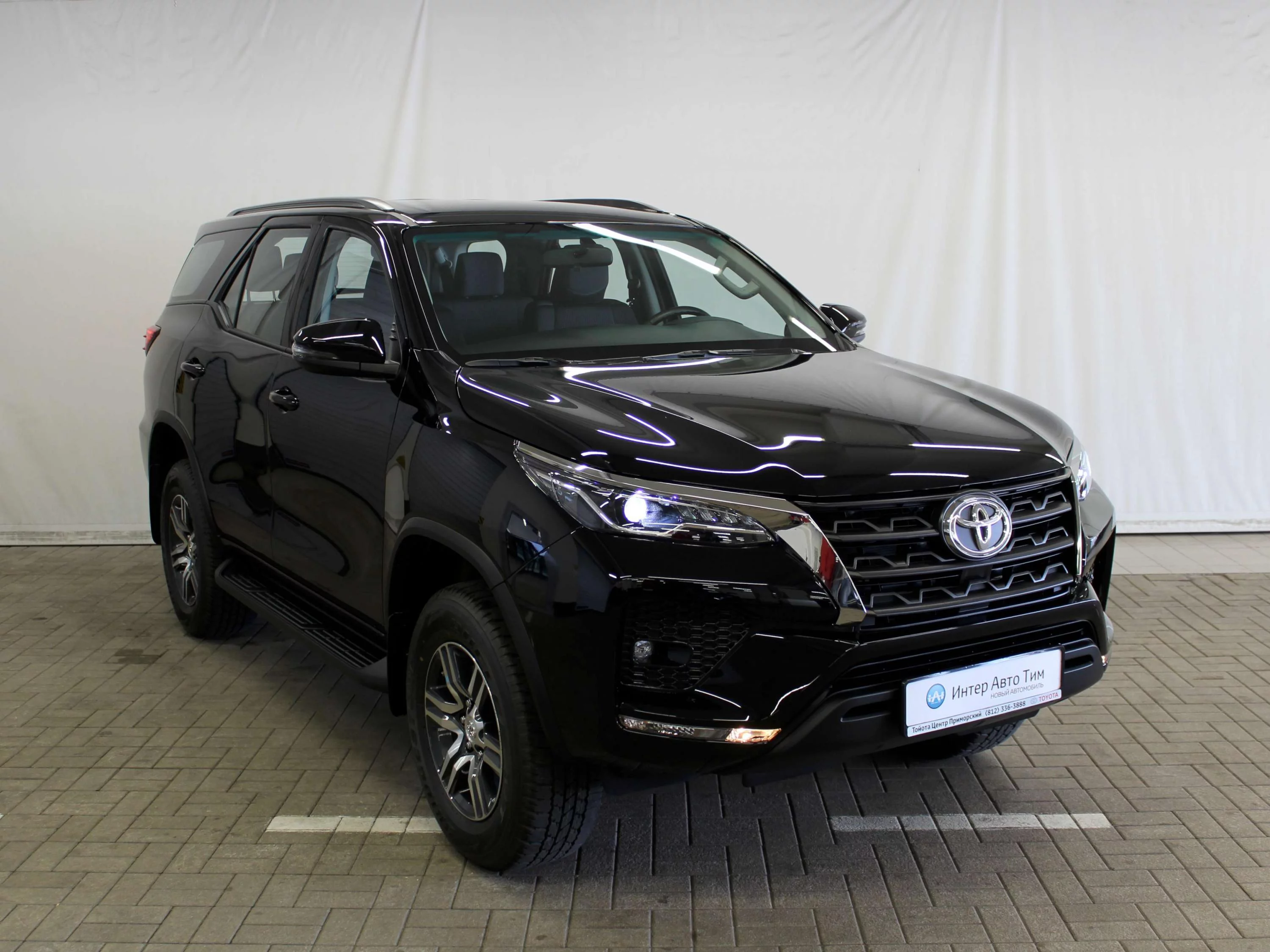 Toyota Fortuner 2.7 AT (166 л.с.) 4WD, II поколение Рестайлинг, Черный  (продано) – заказ №94652