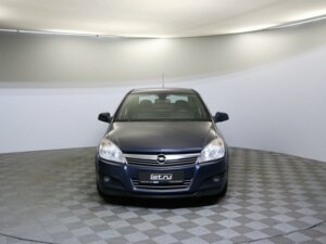 Opel Astra 2010 1.8 AT (140 л.с.) Cosmo c пробегом - фото 2