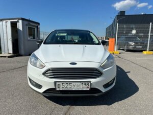 Ford Focus 2019 1.6 AMT (125 л.с.) White and Black c пробегом - фото 2