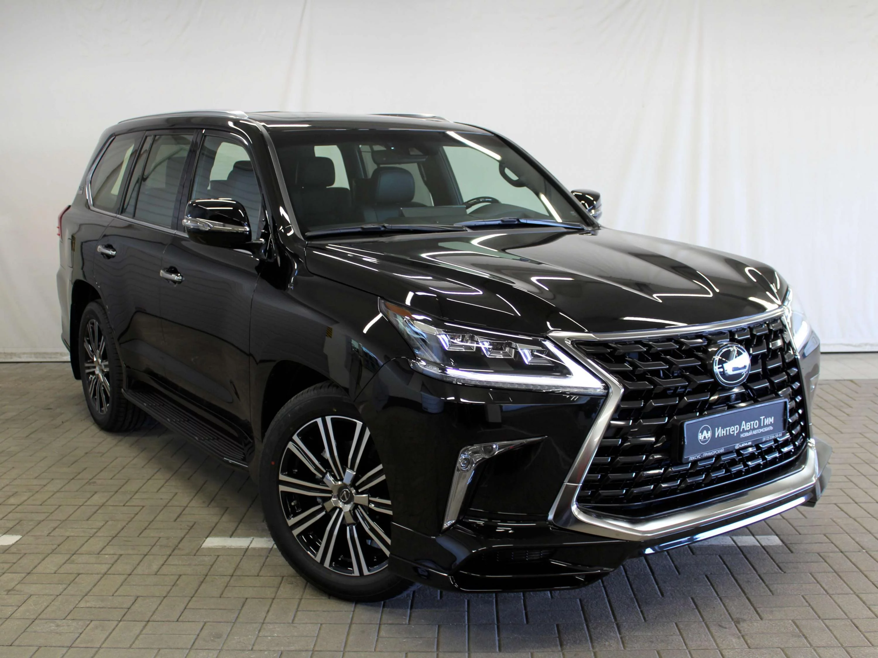 Lexus LX 570 5.7 AT (367 л.с.) 4WD, III поколение Рестайлинг 2, Черный  (продано) – заказ №11506