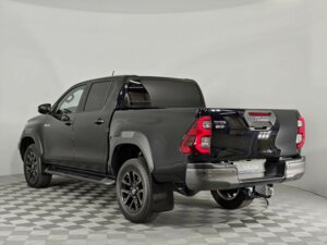 Новый Toyota Hilux 2022 2.8d AT (200 л.с.) 4WD Black Onyx  - фото 7