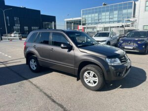 Suzuki Grand Vitara 2013 2.0 MT (140 л.с.) 4WD JLX-A c пробегом - фото 2