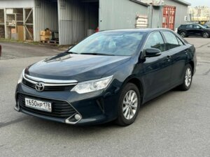 Toyota Camry 2015 2.0 AT (150 л.с.) Стандарт Плюс c пробегом - фото 1