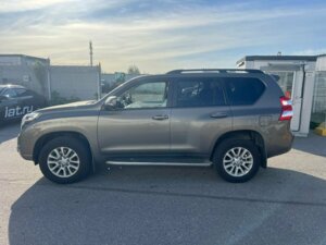 Toyota Land Cruiser Prado 2015 2.8d AT (177 л.с.) 4WD Люкс 7 мест c пробегом - фото 6