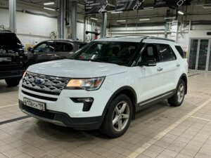 Ford Explorer 2019 3.5 AT (249 л.с.) 4WD XLT c пробегом - фото 1