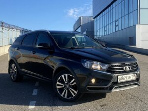 Lada (ВАЗ) Vesta 2019 SW Cross 1.8 AMT (122 л.с.) Luxe Multimedia (2017-2019) c пробегом - фото 1