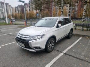 Mitsubishi Outlander 2016 2.4 CVT (167 л.с.) 4WD Ultimate c пробегом - фото 5