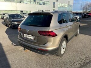 Volkswagen Tiguan 2018 2.0 AMT (180 л.с.) 4WD Highline c пробегом - фото 8