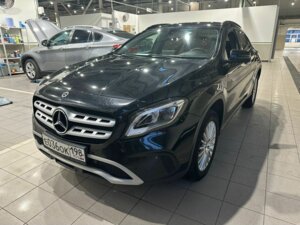 Mercedes-Benz GLA 2019 200 1.6 AMT (150 л.с.) GLA 200 Особая серия c пробегом - фото 1