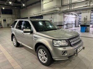 Land Rover Freelander 2013 2.2d AT (150 л.с.) 4WD SE c пробегом - фото 1