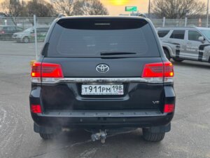 Toyota Land Cruiser 2018 4.5d AT (249 л.с.) 4WD Люкс Safety (7 мест) c пробегом - фото 6