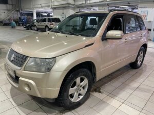 Suzuki Grand Vitara 2011 2.0 AT (140 л.с.) 4WD JLX-A c пробегом - фото 1