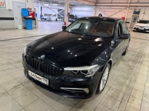 BMW 5 серии 2019 520d xDrive 2.0d AT (190 л.с.) 4WD 520d xDrive Exclusive c пробегом - фото 1