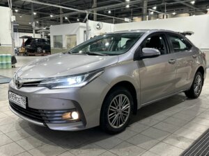 Toyota Corolla 2018 1.8 CVT (140 л.с.) Стиль Плюс c пробегом - фото 1