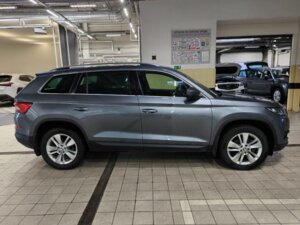 Skoda Kodiaq 2018 2.0d AMT (150 л.с.) 4WD Style c пробегом - фото 4