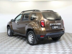 Renault Duster 2015 2.0 MT (143 л.с.) 4WD Expression c пробегом - фото 7