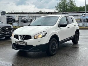 Nissan Qashqai 2011 2.0 MT (141 л.с.) XE c пробегом - фото 2
