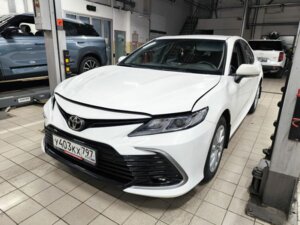 Toyota Camry 2021 2.0 CVT (150 л.с.) Стандарт c пробегом - фото 1