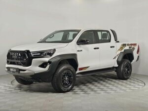 Toyota Hilux 2024 2.8d AT (204 л.с.) 4WD GR Sport c пробегом - фото 8