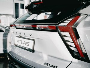 Новый Geely Atlas 2024 2.0 AT (200 л.с.) 4WD Flagship Sport  - фото 8