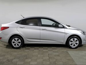 Hyundai Solaris 2015 1.6 MT (123 л.с.) Comfort c пробегом - фото 4