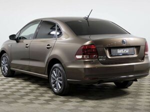 Volkswagen Polo 2019 1.6 MT (110 л.с.) Highline c пробегом - фото 7