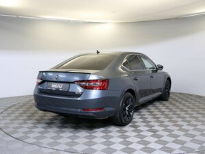 Skoda Superb 2017 2.0 AMT (220 л.с.) Style c пробегом - фото 5