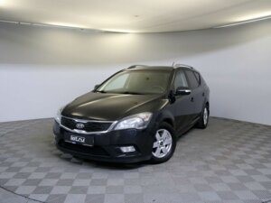 Kia Ceed 2010 1.6 MT (122 л.с.) Comfort c пробегом - фото 1