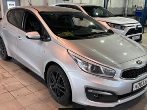 Kia Ceed 2016 1.6 AT (130 л.с.) Comfort c пробегом - фото 2