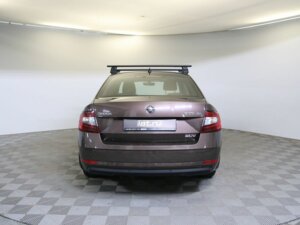 Skoda Octavia 2017 1.4 AMT (150 л.с.) Hockey Edition c пробегом - фото 6