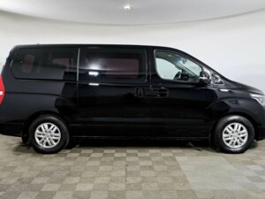 Hyundai H-1 2018 2.5d AT (170 л.с.) Family c пробегом - фото 4