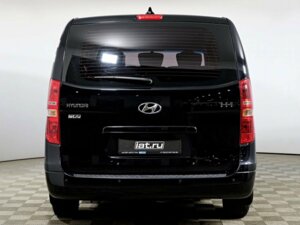 Hyundai H-1 2018 2.5d AT (170 л.с.) Family c пробегом - фото 6