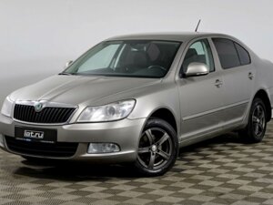 Skoda Octavia 2011 1.6 AT (102 л.с.) Ambition c пробегом - фото 1