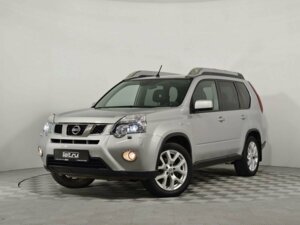 Nissan X-Trail 2012 2.5 CVT (169 л.с.) 4WD LE High c пробегом - фото 1