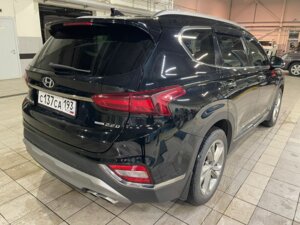 Hyundai Santa Fe 2019 2.2d AT (200 л.с.) 4WD High-Tech 7 мест c пробегом - фото 3