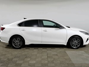 Kia Cerato 2022 2.0 AT (150 л.с.) GT Line c пробегом - фото 4