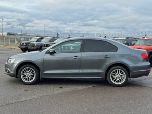 Volkswagen Jetta 2012 1.6 AT (105 л.с.) Comfortline c пробегом - фото 8