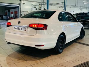 Volkswagen Jetta 2017 1.6 MT (110 л.с.) Trendline c пробегом - фото 4