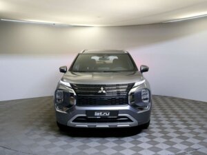 Mitsubishi Outlander 2023 2.5 CVT (184 л.с.) 4WD Premium c пробегом - фото 3