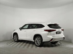 Toyota Highlander 2025 2.0 AT (248 л.с.) 4WD Supreme c пробегом - фото 6