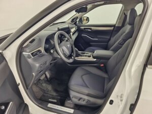 Toyota Highlander 2025 2.0 AT (248 л.с.) 4WD Supreme c пробегом - фото 8