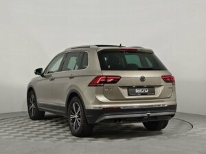 Volkswagen Tiguan 2017 2.0 AMT (180 л.с.) 4WD Highline c пробегом - фото 7