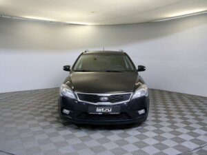 Kia Ceed 2010 1.6 MT (122 л.с.) Comfort c пробегом - фото 2