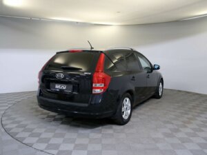 Kia Ceed 2010 1.6 MT (122 л.с.) Comfort c пробегом - фото 5